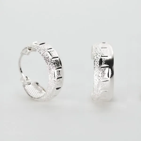Aretes con Greca
