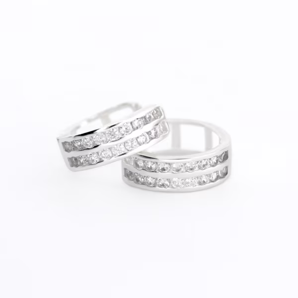 Arete línea diamantada doble plata 925 acostados