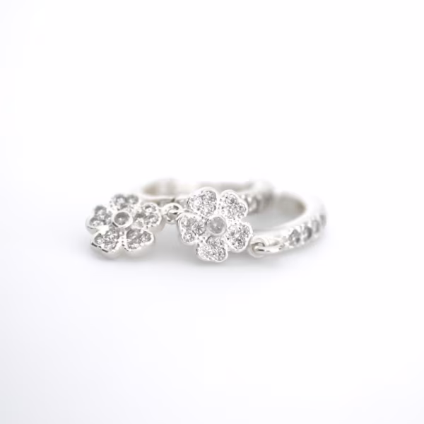 aretes flores plata 925 clic oro acostados