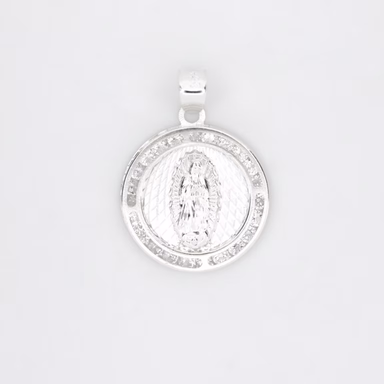 Dije circular de virgen de Guadalupe plata 925