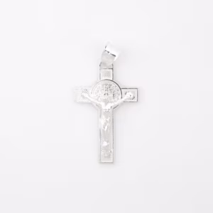 Dije Cristo en Cruz plata 925