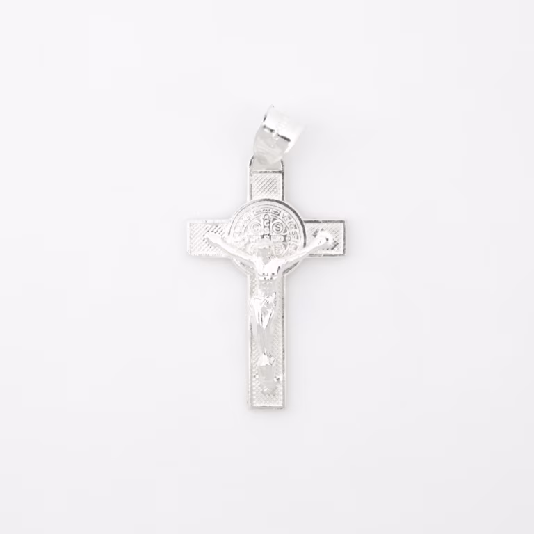 Dije Cristo en Cruz plata 925