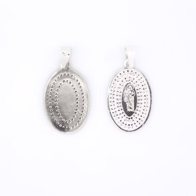 Dije San Benito ovalado plata 925